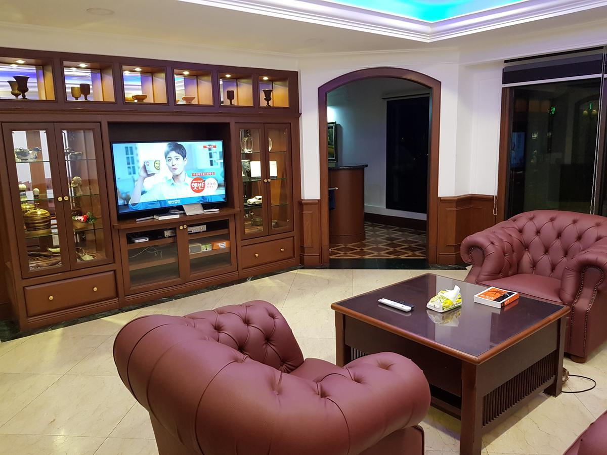 Marina Court Luxury Penthouse Apart otel Kota Kinabalu Dış mekan fotoğraf