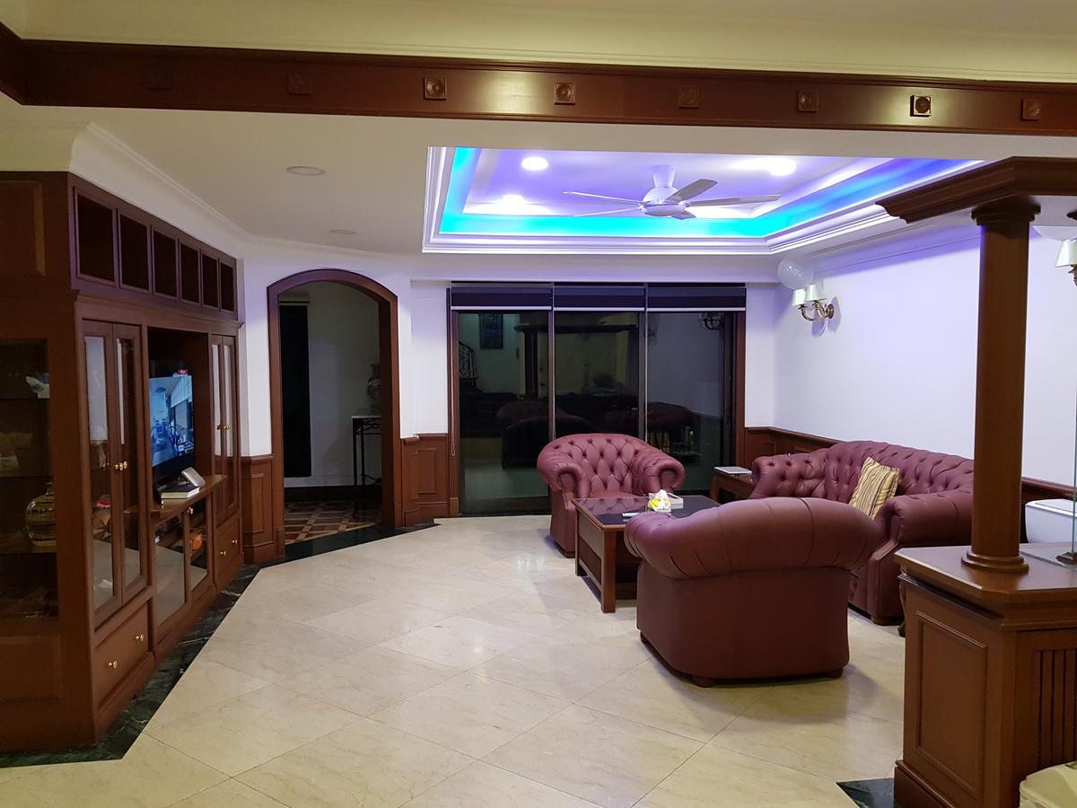 Marina Court Luxury Penthouse Apart otel Kota Kinabalu Dış mekan fotoğraf