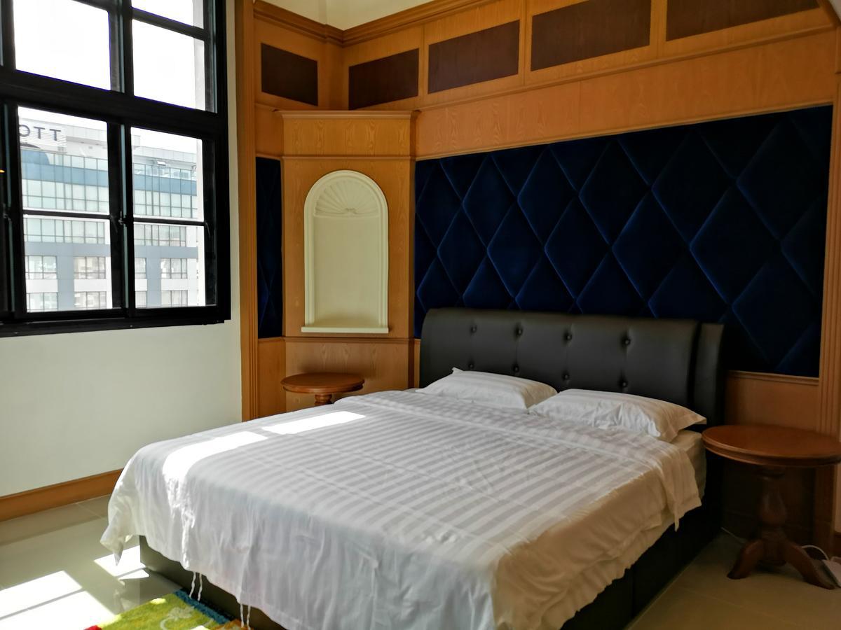 Marina Court Luxury Penthouse Apart otel Kota Kinabalu Dış mekan fotoğraf