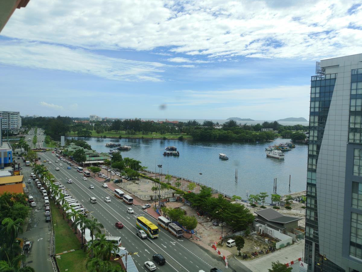 Marina Court Luxury Penthouse Apart otel Kota Kinabalu Dış mekan fotoğraf