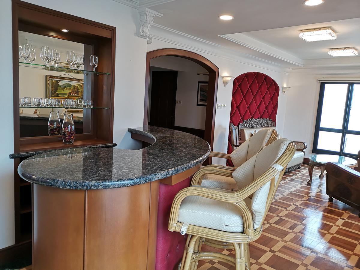 Marina Court Luxury Penthouse Apart otel Kota Kinabalu Dış mekan fotoğraf