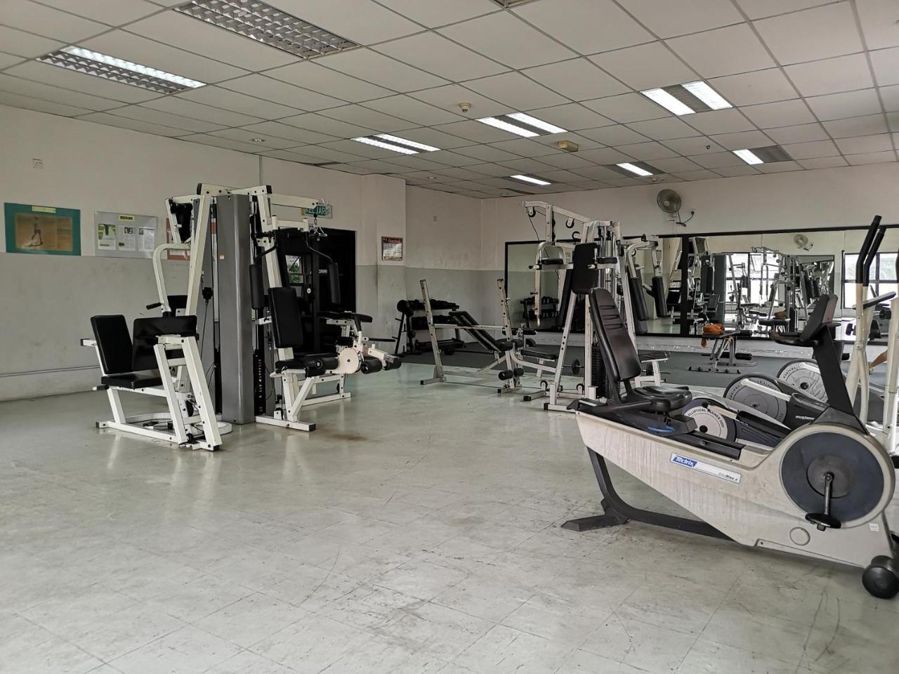 Marina Court Luxury Penthouse Apart otel Kota Kinabalu Dış mekan fotoğraf