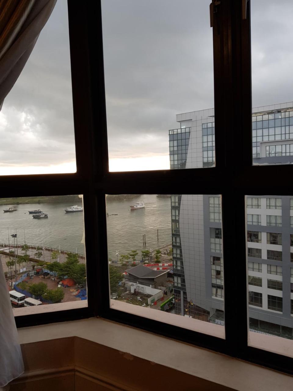 Marina Court Luxury Penthouse Apart otel Kota Kinabalu Dış mekan fotoğraf