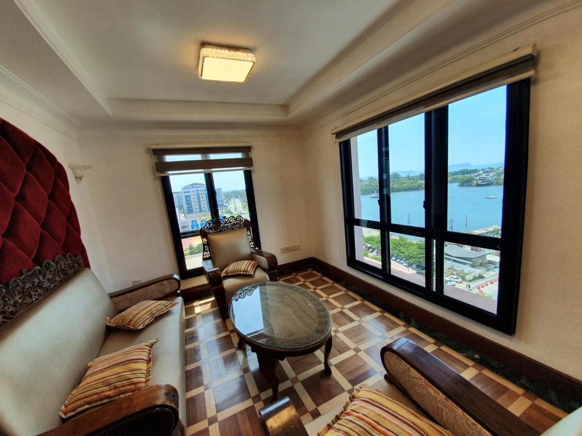 Marina Court Luxury Penthouse Apart otel Kota Kinabalu Dış mekan fotoğraf